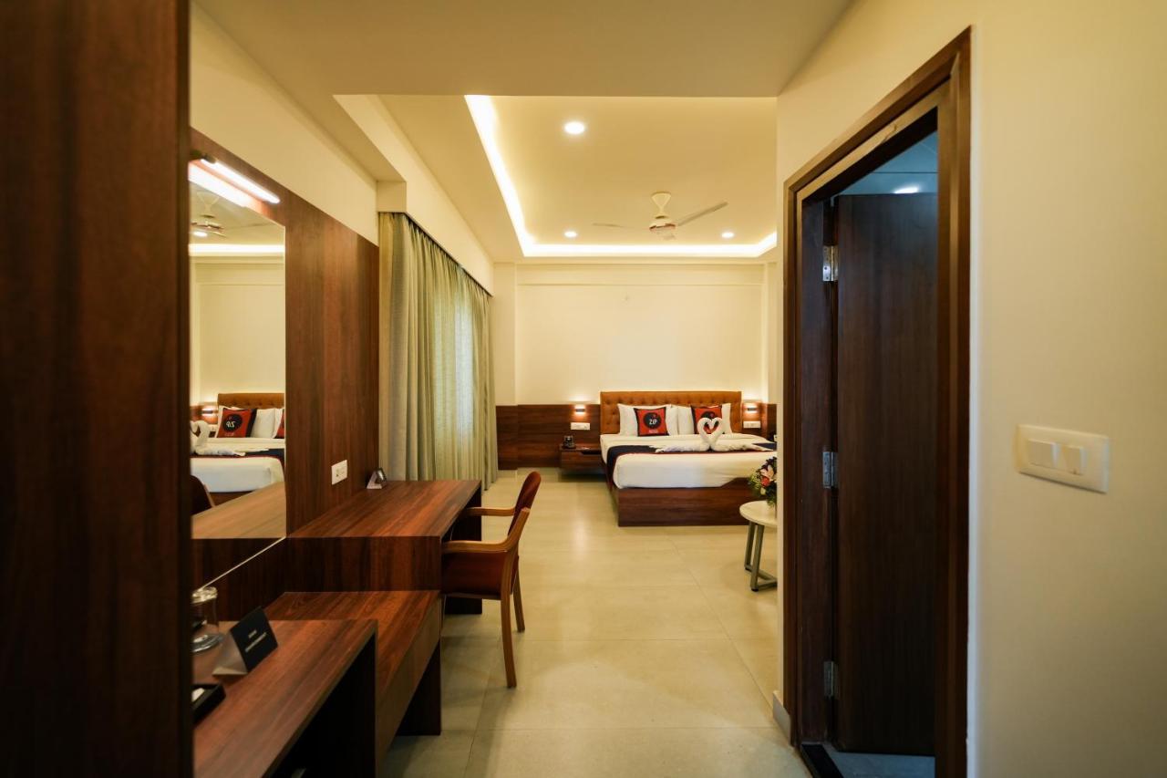 Zip By Spree Hotels Purpleorchid Whitefield Бангалор Екстериор снимка